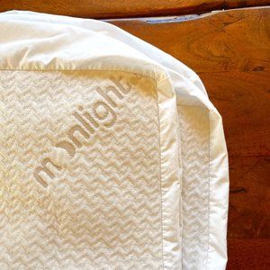 Moonlight Slumber Little Dreamer Crib Mattress Cover Waterproof